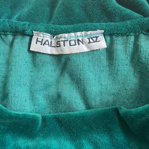 Loungewear velour nightgown by Halston 1V. - Picture 2 of 10